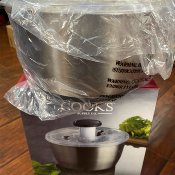 Cook's large stainless steel salad spinner.  ( new with box) - Picture 7 of 11